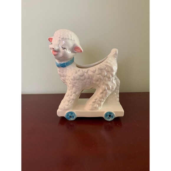 Vintage lamb planter - A1 condition  - Vintage nursery decor - princess plaster - Picture 2 of 6
